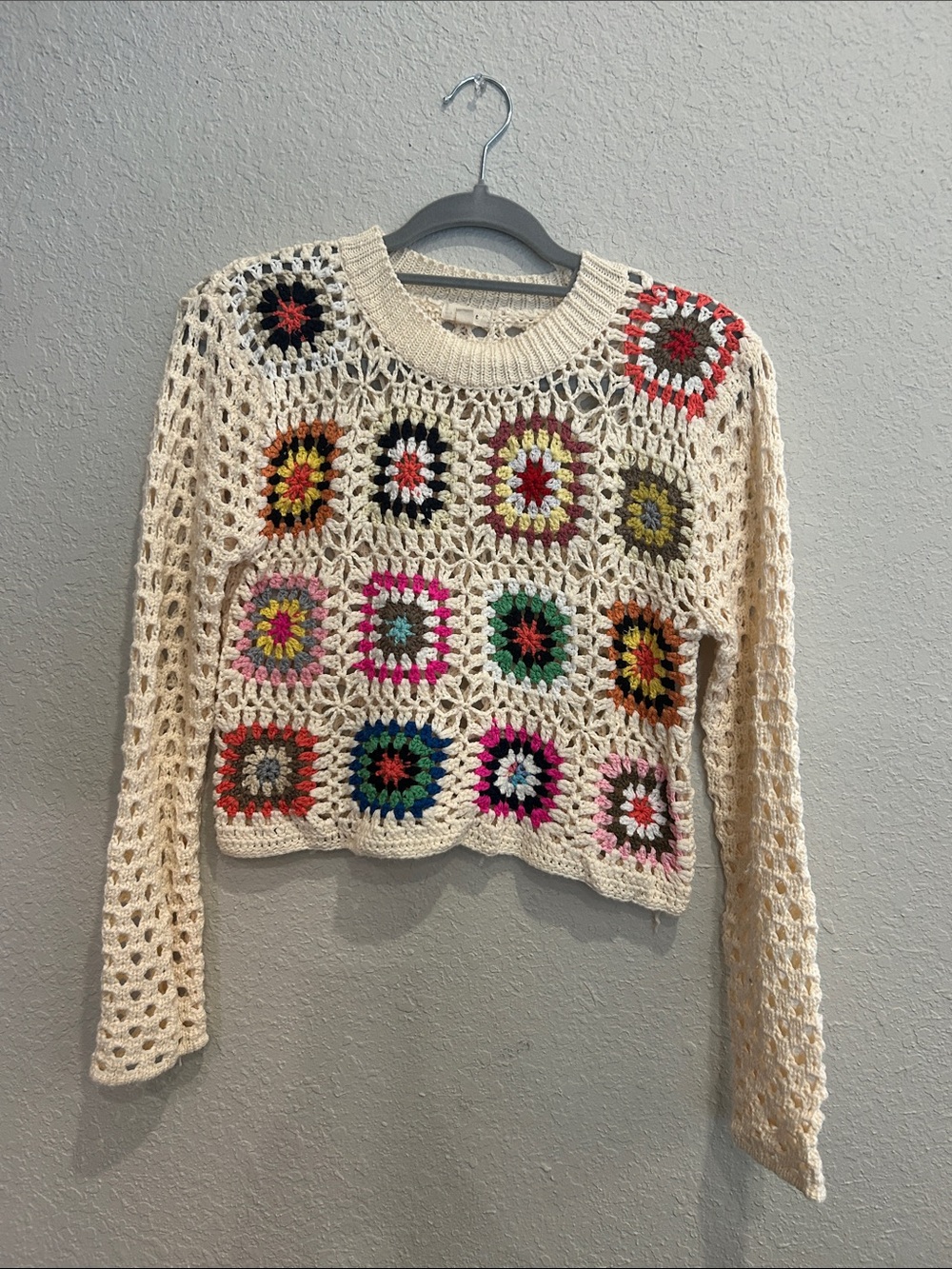 debut Cream Crochet Granny-Square Pullover with Multicolor Accents